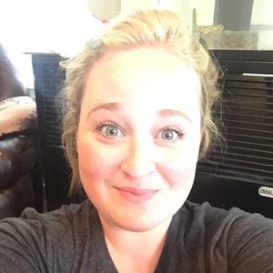 Meet your Posher, Haley